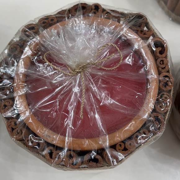 Bundle of 3 large cinnamon stick candles - Picture 4 of 7